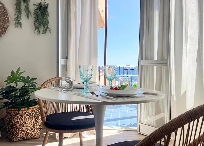 Seafront Tysandros Apartamento