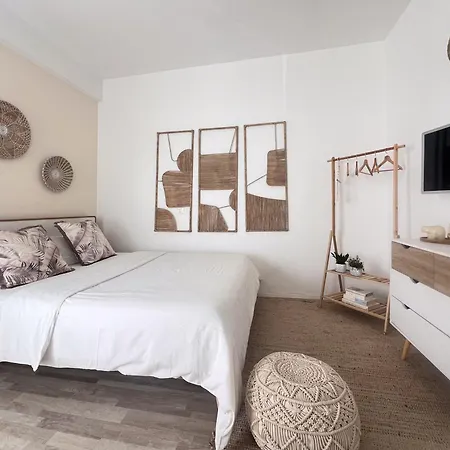Seafront Tysandros Apartamento