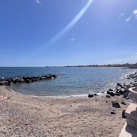 Apartamento Seafront Tysandros Giardini-Naxos